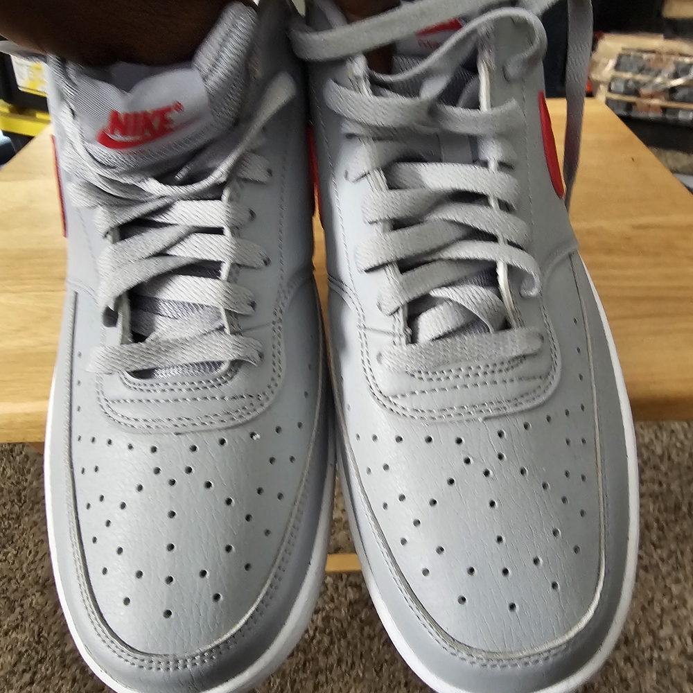 Nike Men's Gray and Red Sneakers